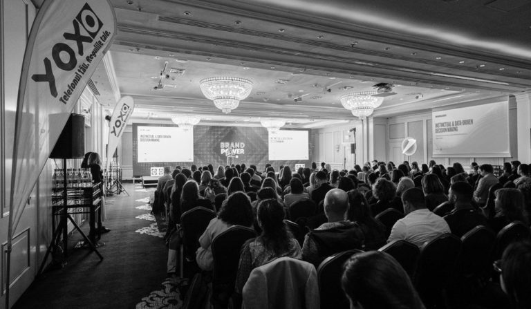 Construiește noi strategii de comunicare la Brand Power Summit 2024!